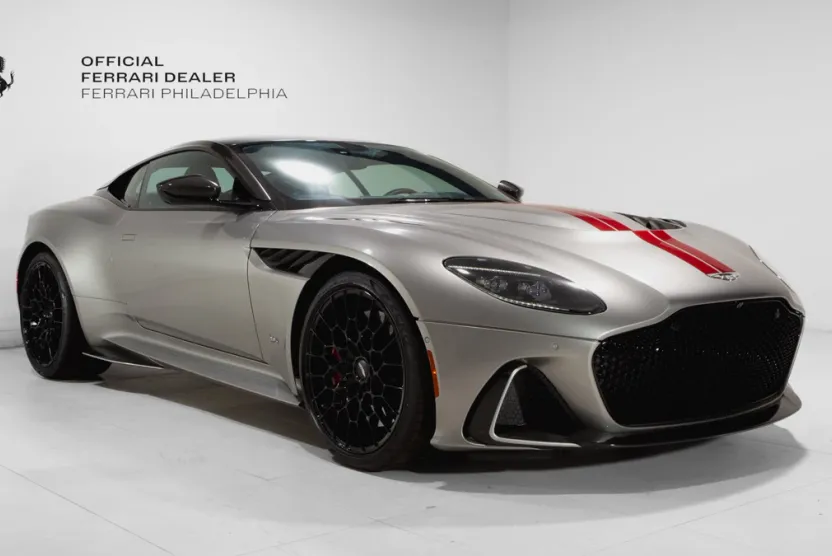 2023 Aston Martin DBS photo 1