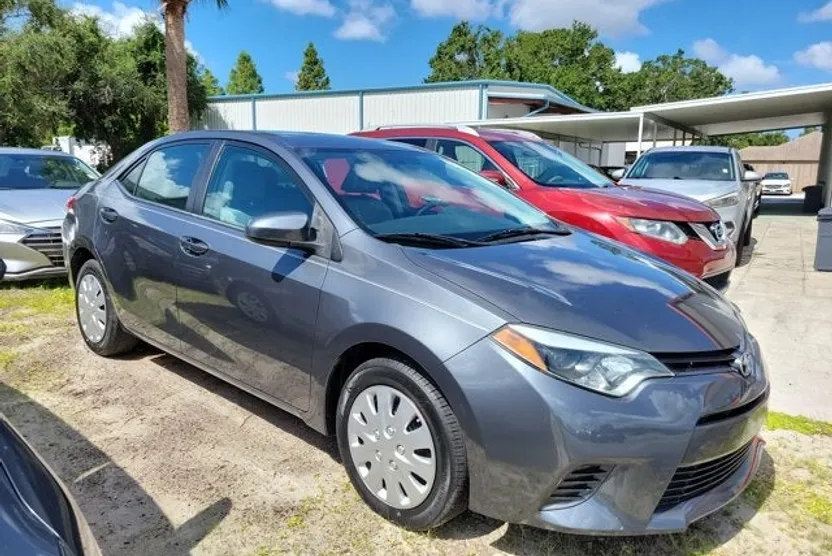 2016 Toyota Corolla Base photo 1