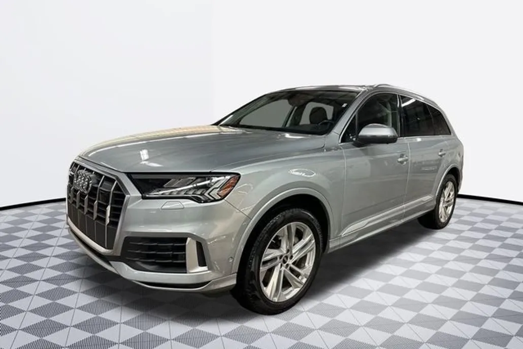 2024 Audi Q7 55 Premium Plus photo 1