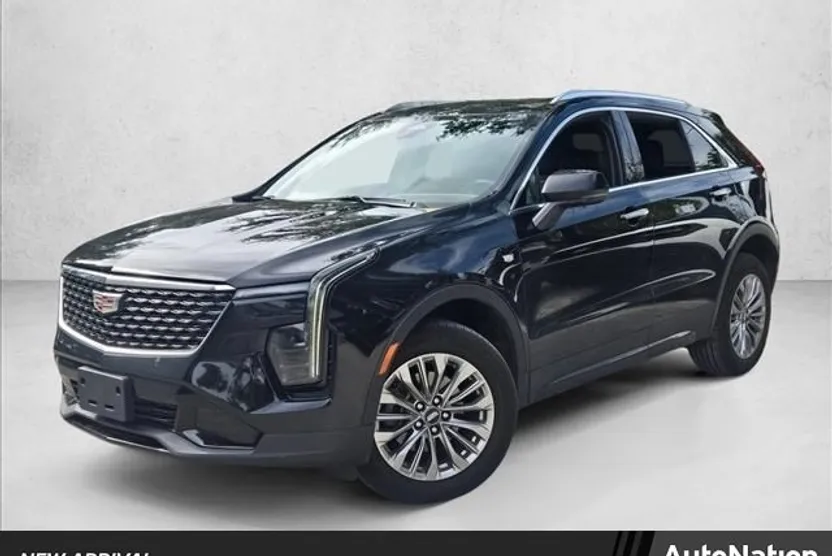 2024 Cadillac XT4 Premium Luxury photo 1