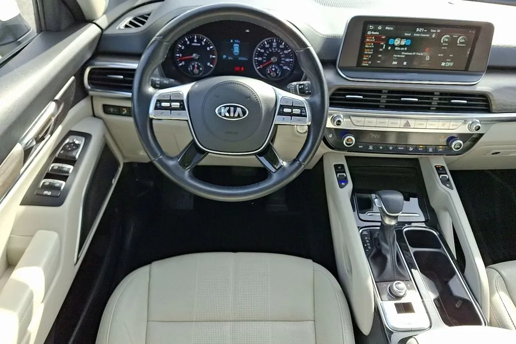 2020 Kia Telluride EX photo 1