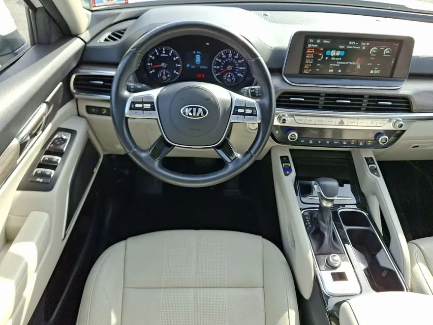 2020 Kia Telluride EX photo 1