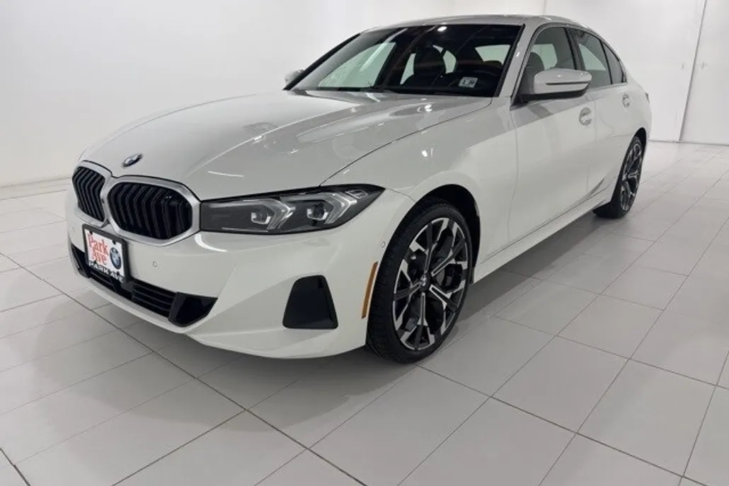 2025 Bmw 330i xDrive Sedan photo 1