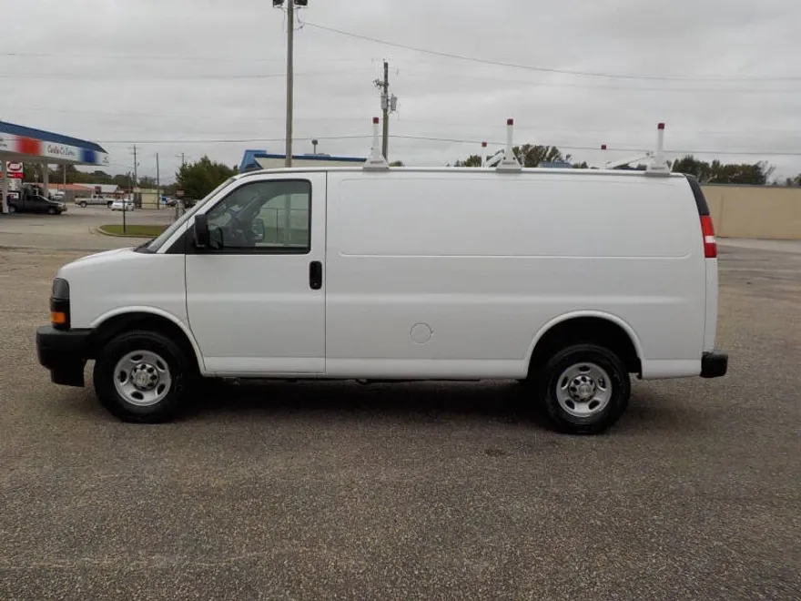 2020 Chevrolet Express 2500 Cargo Van photo 1
