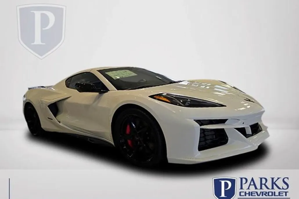 2025 Chevrolet Corvette E-Ray 2LZ photo 1