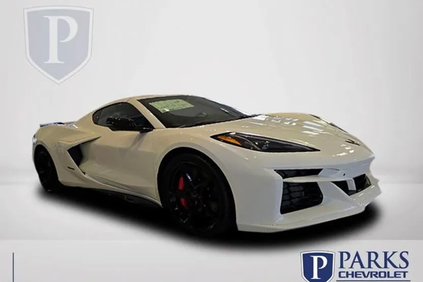 2025 Chevrolet Corvette E-Ray 2LZ photo 1