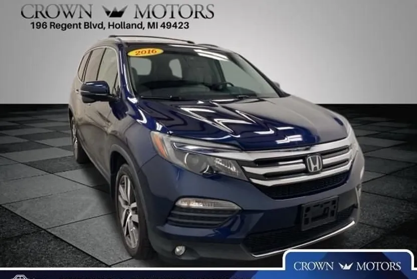 2016 Honda Pilot Touring photo 1