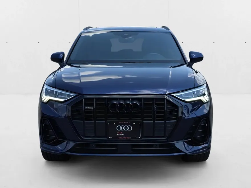 2023 Audi Q3 S line Premium photo 1