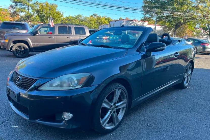 2014 Lexus IS 250C photo 1