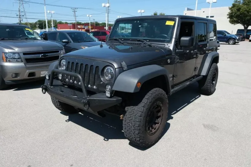2018 Jeep Wrangler Unlimited Sport photo 1
