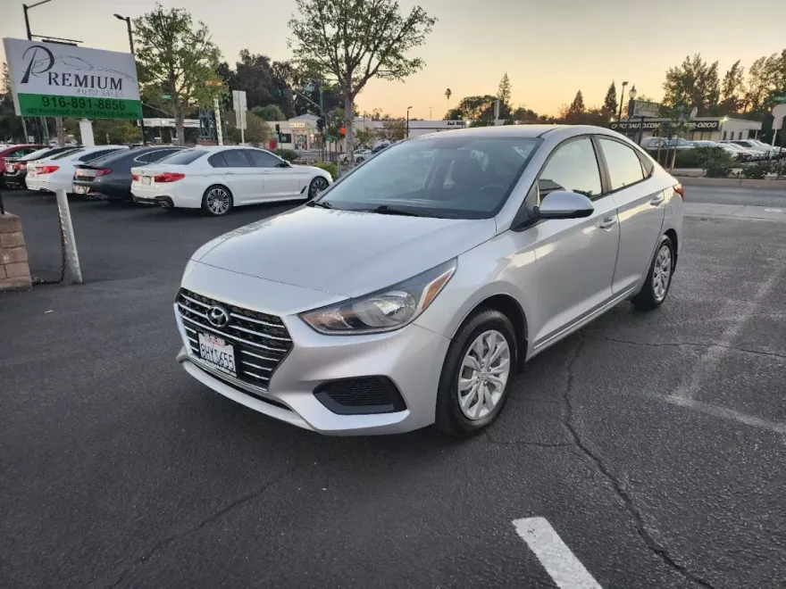 2019 Hyundai Accent SE photo 1
