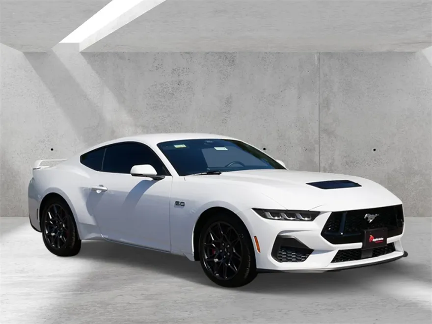 2024 Ford Mustang GT Premium photo 1