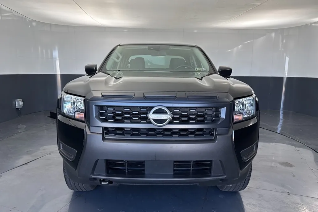 2025 Nissan Frontier S photo 1