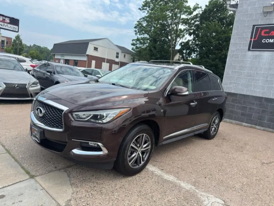 2019 Infiniti QX60 Luxe AWD photo 1