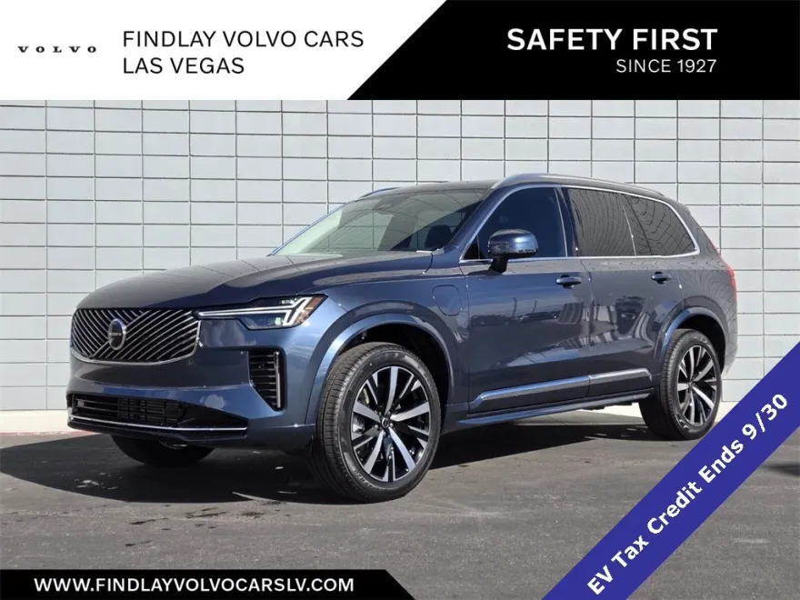 2025 Volvo XC90 T8 Core photo 1