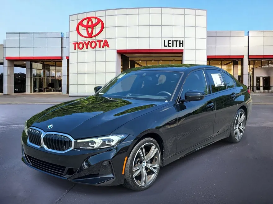 2023 Bmw 330i Sedan photo 1