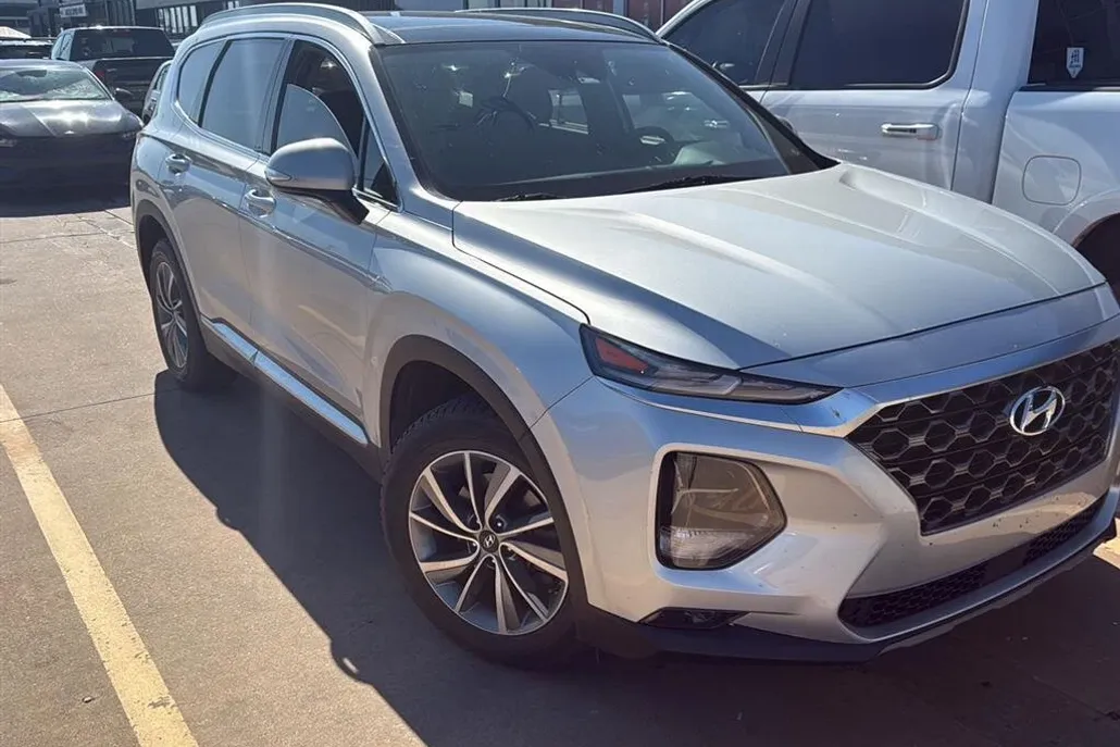 2019 Hyundai Santa Fe Limited Ultimate photo 1