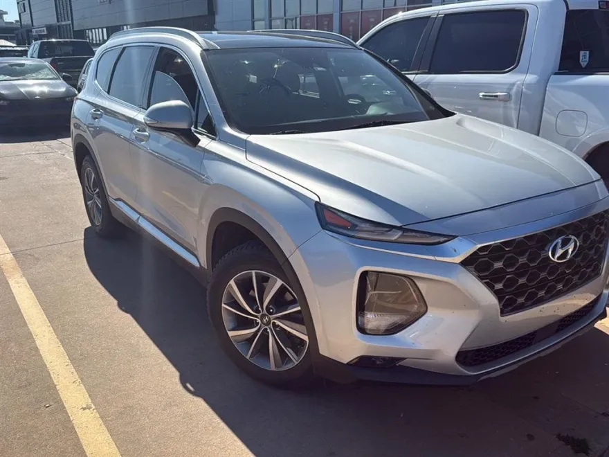 2019 Hyundai Santa Fe Limited Ultimate photo 1