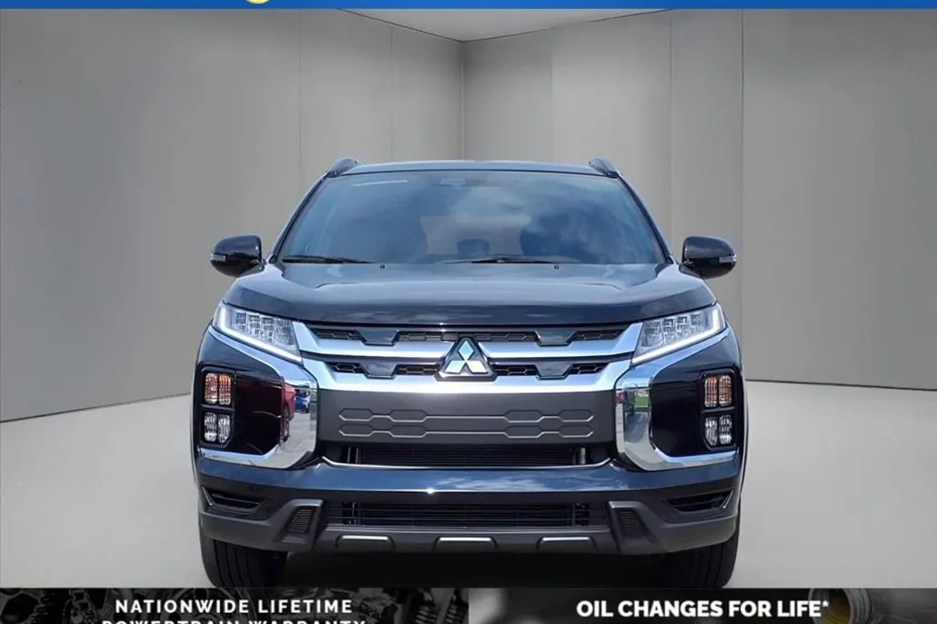 2025 Mitsubishi Outlander Sport SEL photo 1