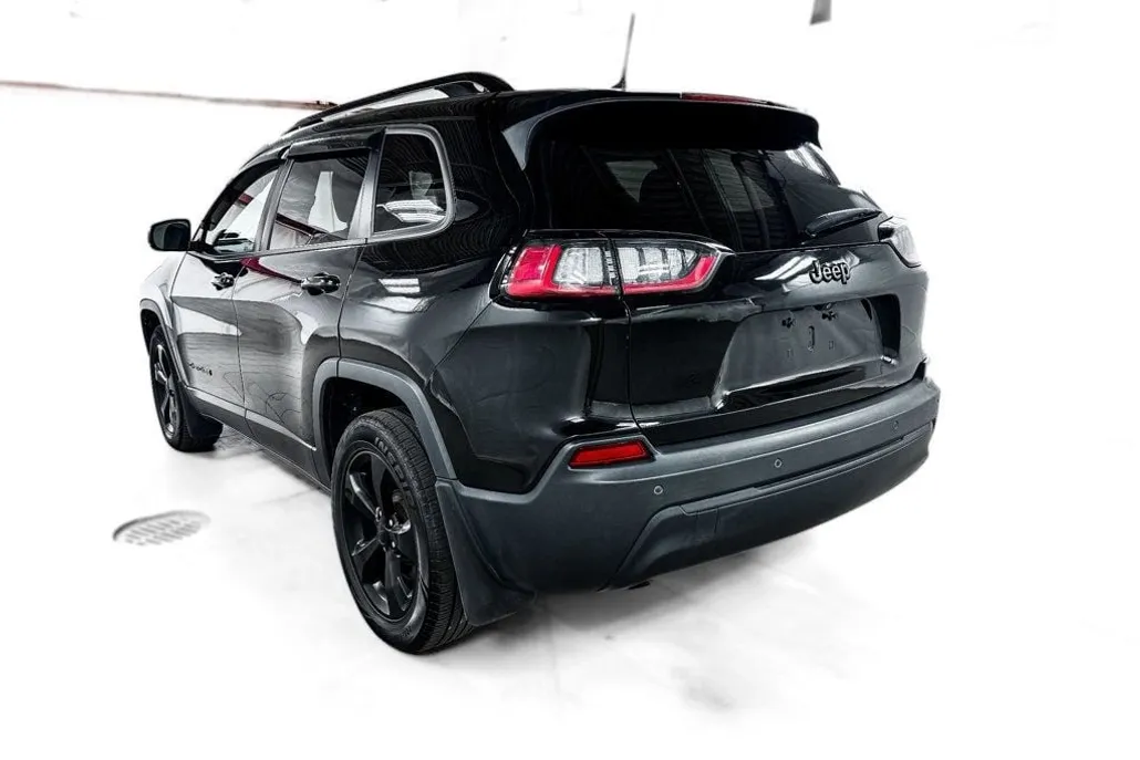 2019 Jeep Cherokee Latitude photo 1