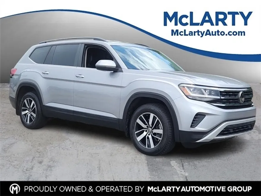 2022 Volkswagen Atlas SE photo 1