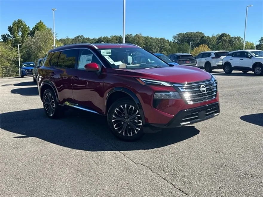 2026 Nissan Rogue Platinum photo 1