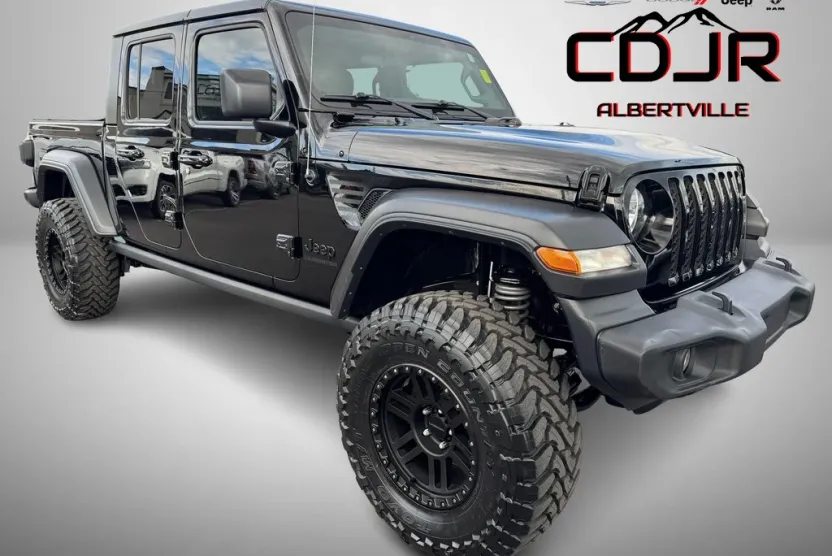 2020 Jeep Gladiator Sport photo 1