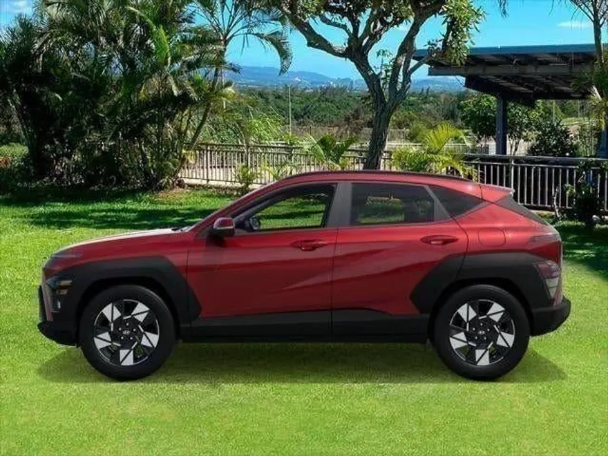 2025 Hyundai Kona SEL photo 1