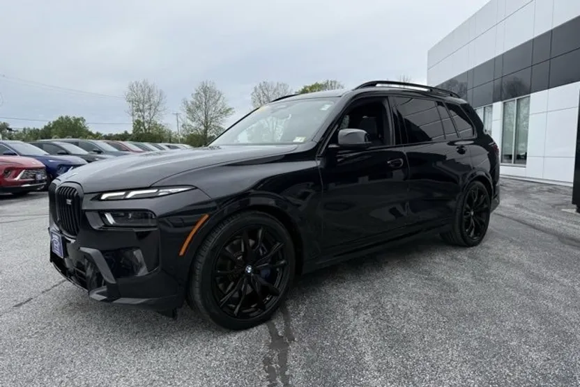 2024 Bmw X7 M60i photo 1