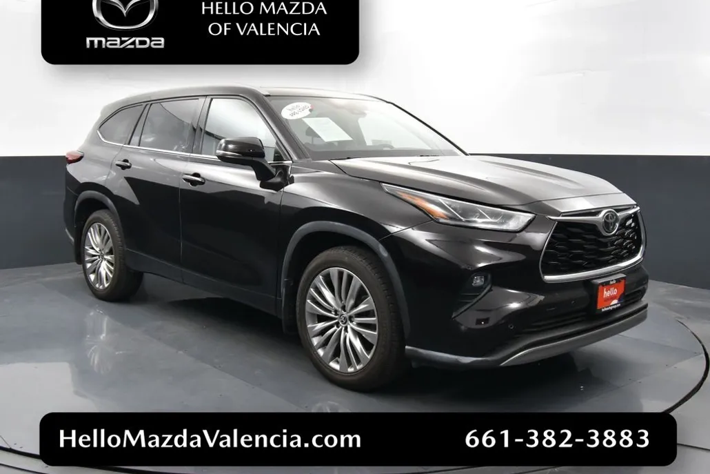 2022 Toyota Highlander Platinum photo 1