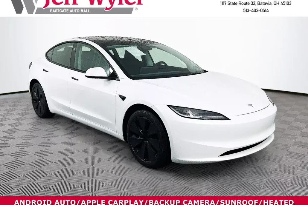 2024 Tesla Model 3 Long Range photo 1