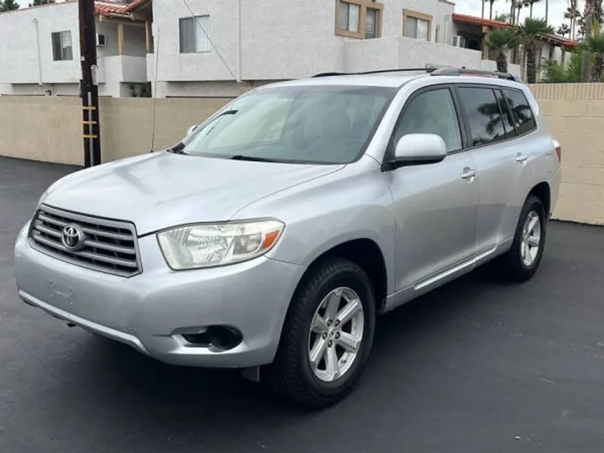 2009 Toyota Highlander Base photo 1