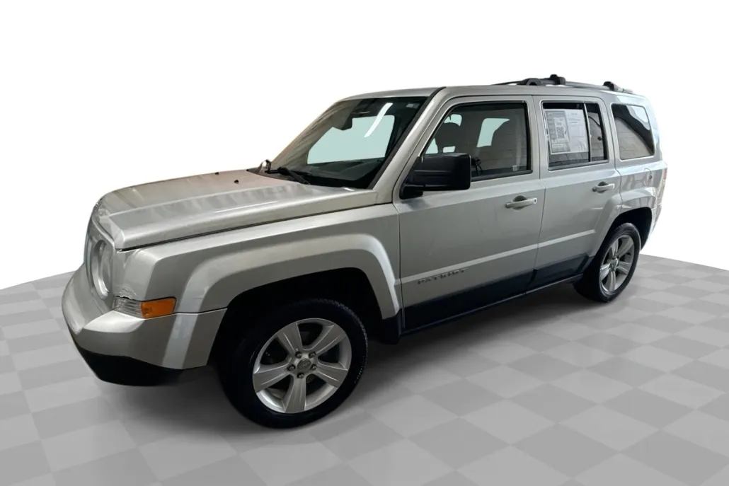 2014 Jeep Patriot Latitude photo 1