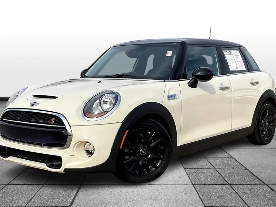 2016 Mini Cooper 4 Door Hardtop S photo 1