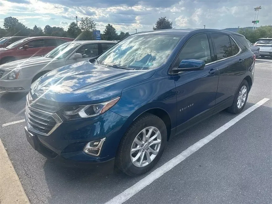 2020 Chevrolet Equinox LT photo 1