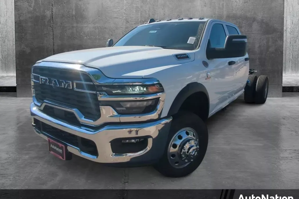 2025 Ram 3500 Tradesman photo 1