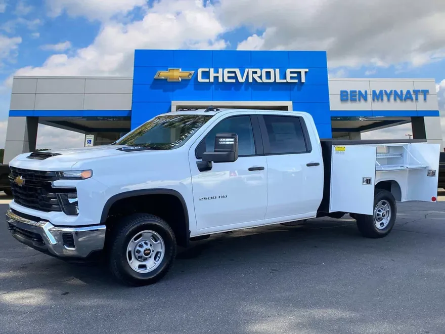 2025 Chevrolet Silverado 2500HD photo 1
