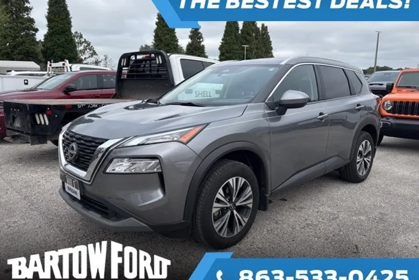 2023 Nissan Rogue SV photo 1
