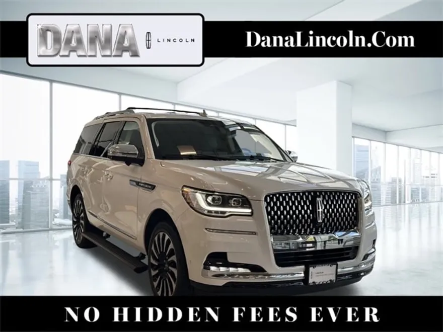 2023 Lincoln Navigator Black Label photo 1