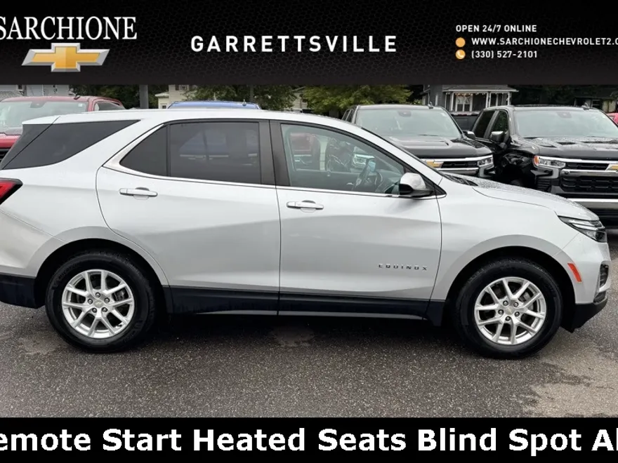 2022 Chevrolet Equinox LT photo 1