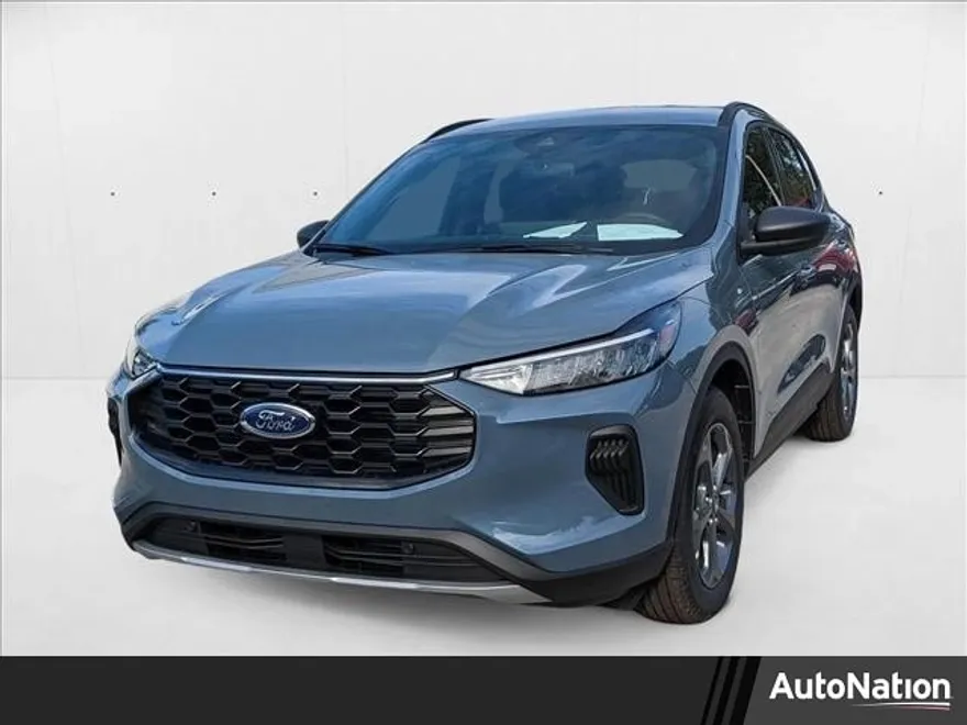 2025 Ford Escape ST-Line photo 1