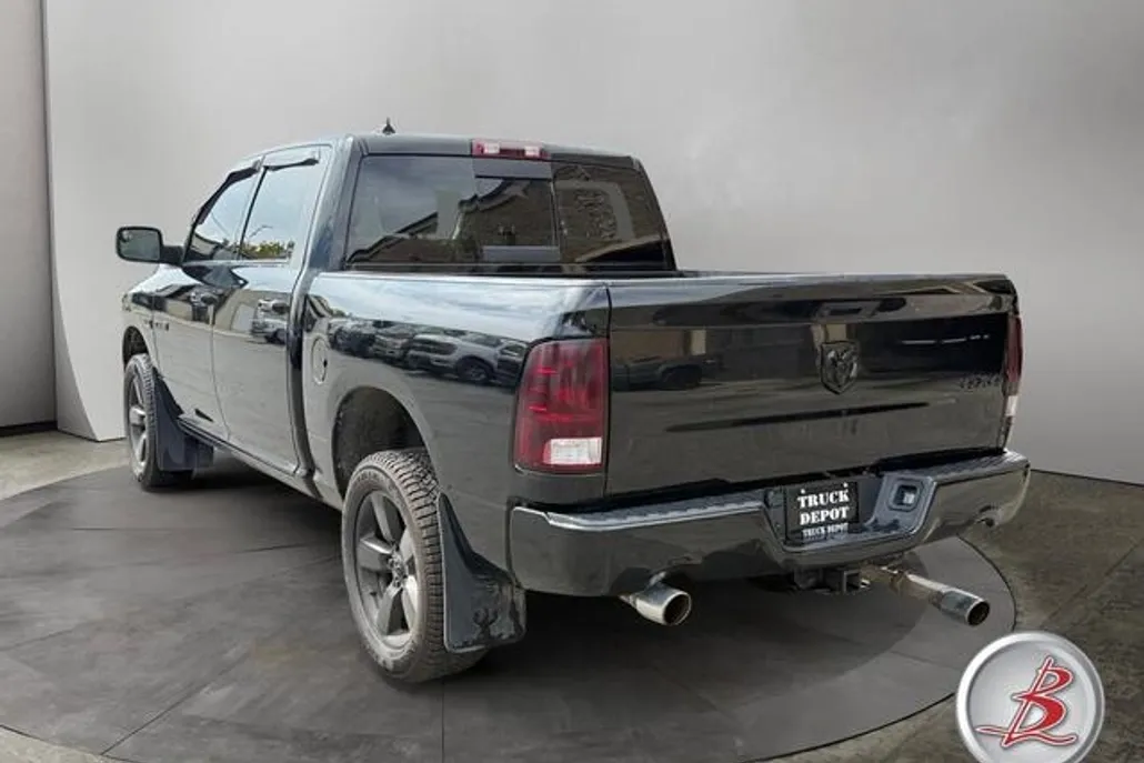2019 Ram 1500 Classic SLT photo 1