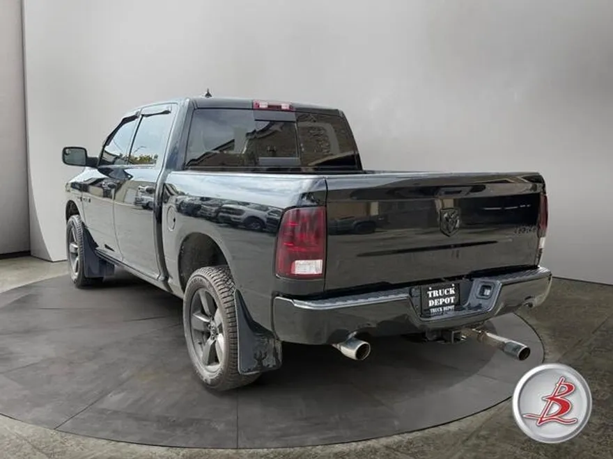 2019 Ram 1500 Classic SLT photo 1