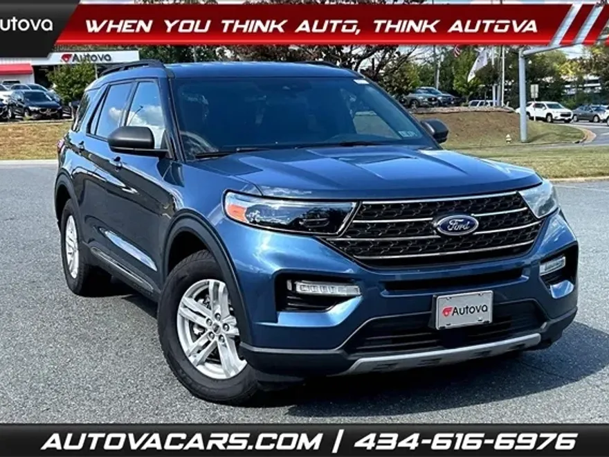 2020 Ford Explorer XLT photo 1