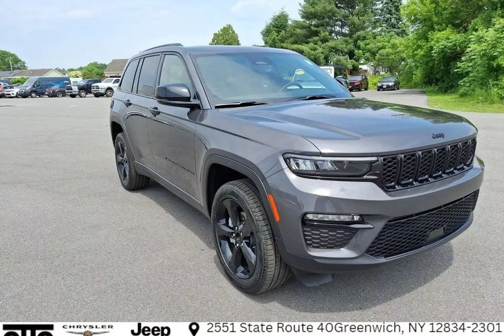 2025 Jeep Grand Cherokee Limited photo 1