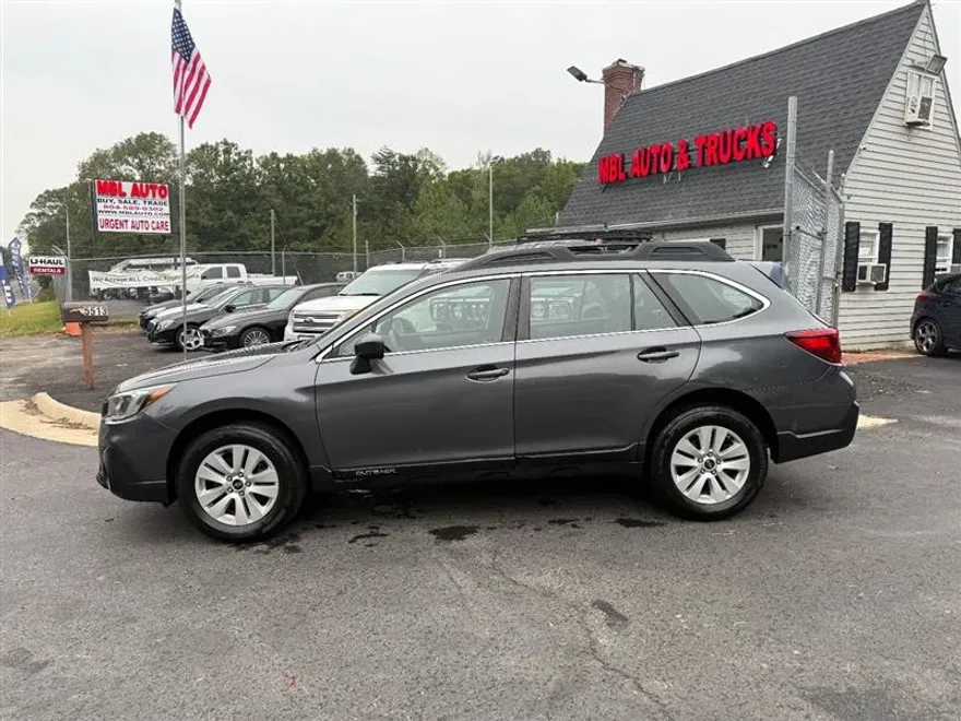 2019 Subaru Outback 2.5i photo 1
