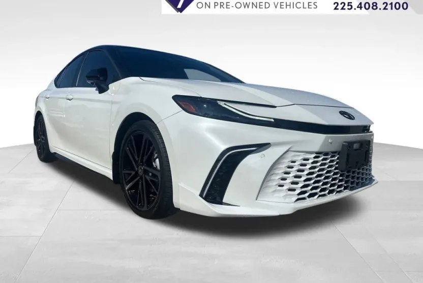 2025 Toyota Camry XSE photo 1