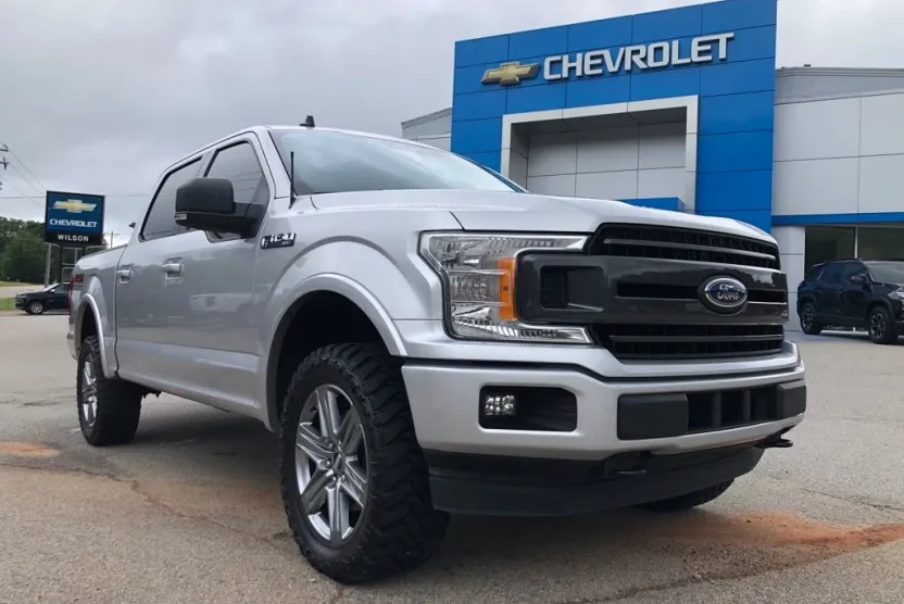 2019 Ford F-150 XLT photo 1