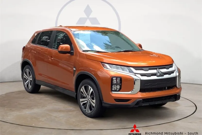 2025 Mitsubishi Outlander Sport ES SE LE photo 1