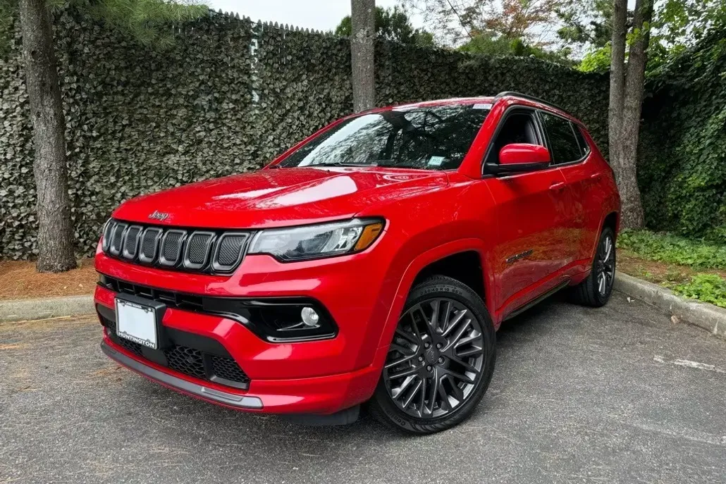 2022 Jeep Compass Limited photo 1